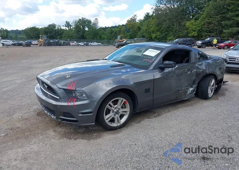 2014 Ford Mustang V6 из США, поврежденный, VIN 1ZVBP8AM5E5258879
